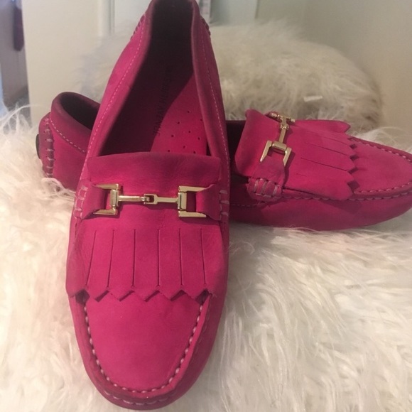 Saks Fifth Avenue Shoes - Sunday Special 🔅 Saks Fifth Avenue Pink Flat